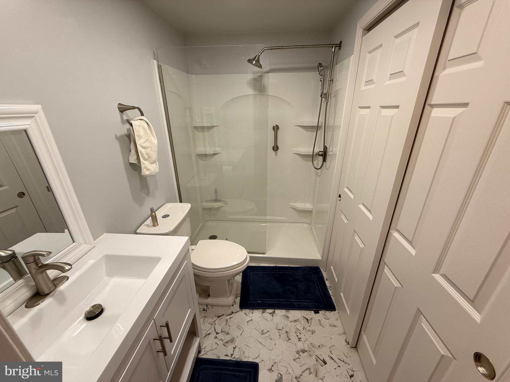 16 Hardwood Drive Rosedale, MD 21237 - Photo 5 of 17