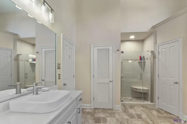 $699,900 | 17541 Crossing Boulevard, Baton Rouge, LA 70810