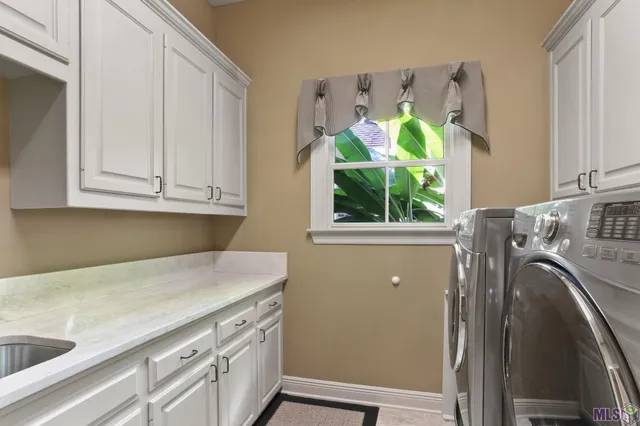 $699,900 | 17541 Crossing Boulevard, Baton Rouge, LA 70810