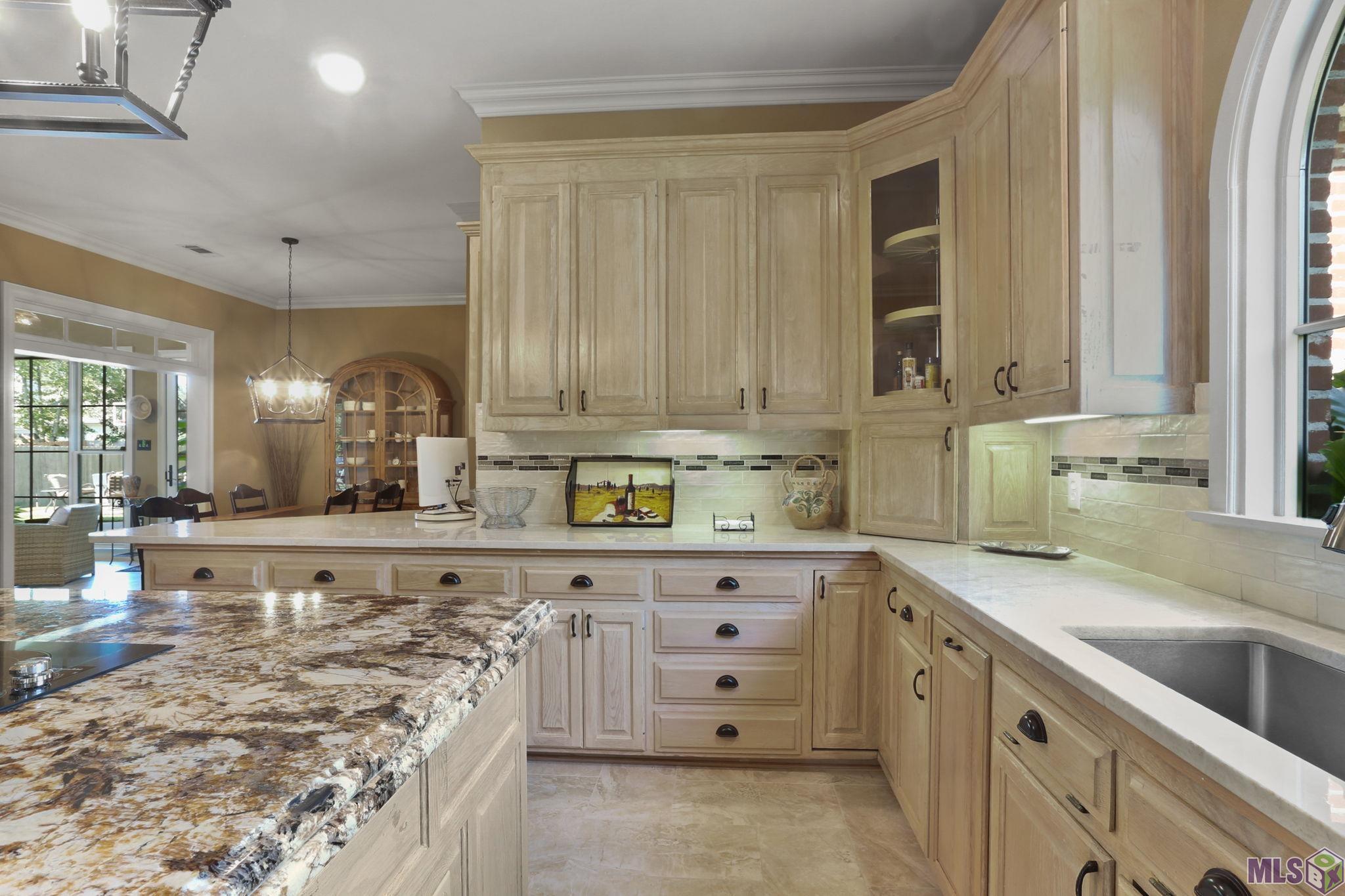 17541 Crossing Boulevard Baton Rouge, LA 70810 - Photo 4 of 18