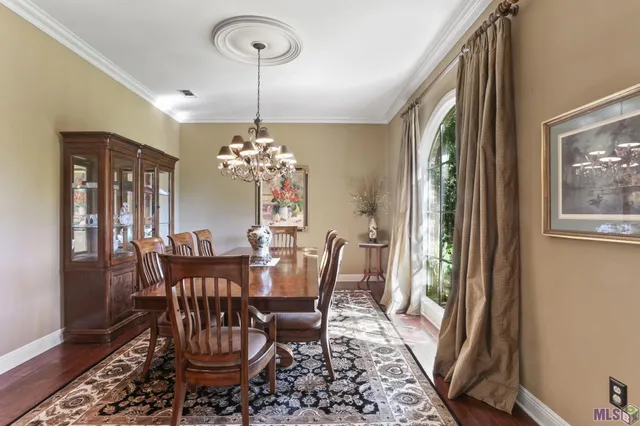 $699,900 | 17541 Crossing Boulevard, Baton Rouge, LA 70810