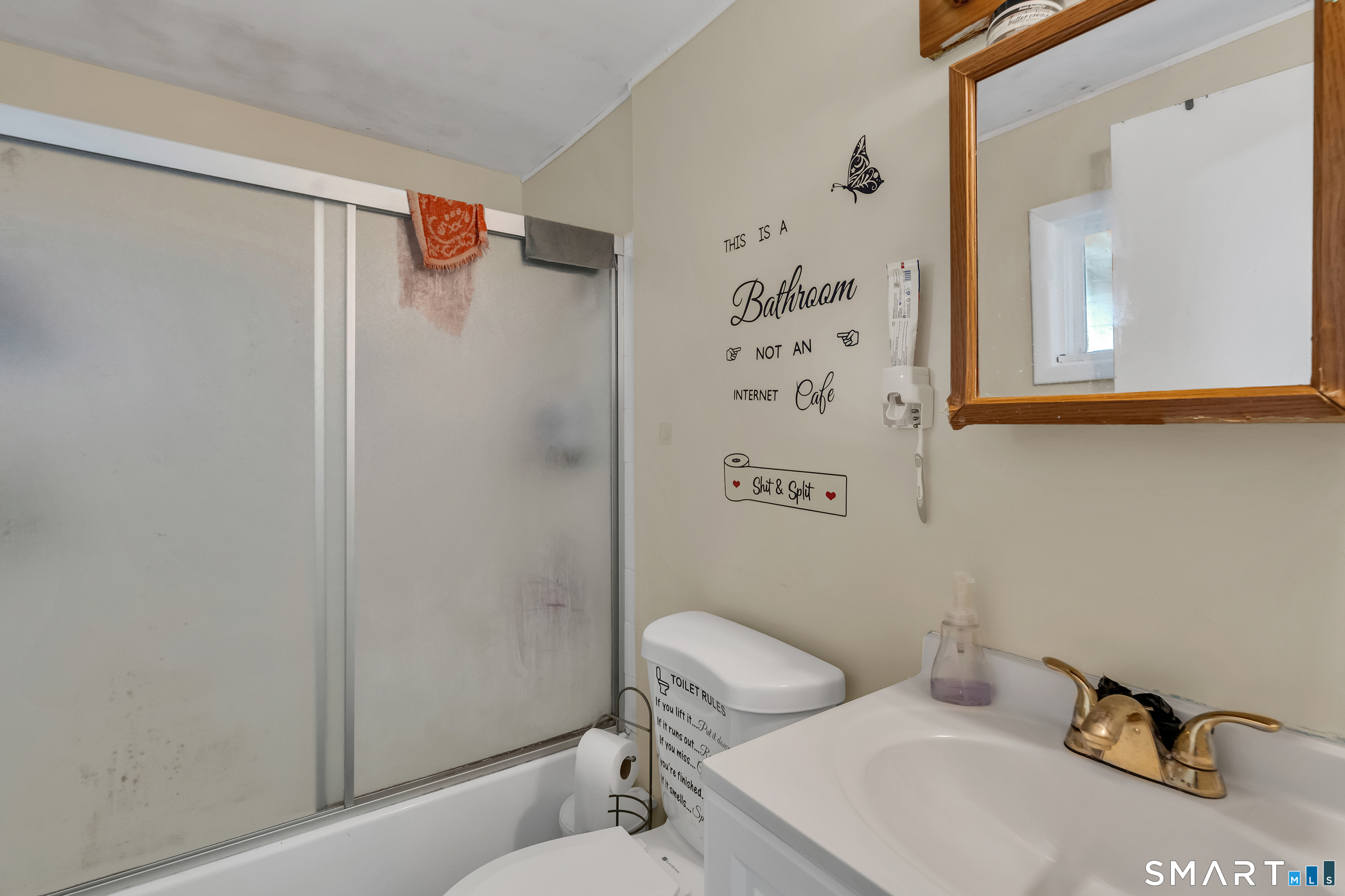 644-646 Maple Street Bridgeport, CT 06608 - Photo 18 of 40