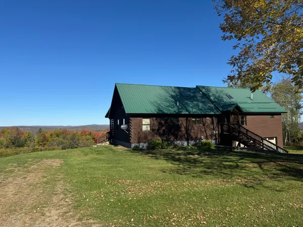 $619,900 | 1083-1101 N Road, Ripley, ME 04930