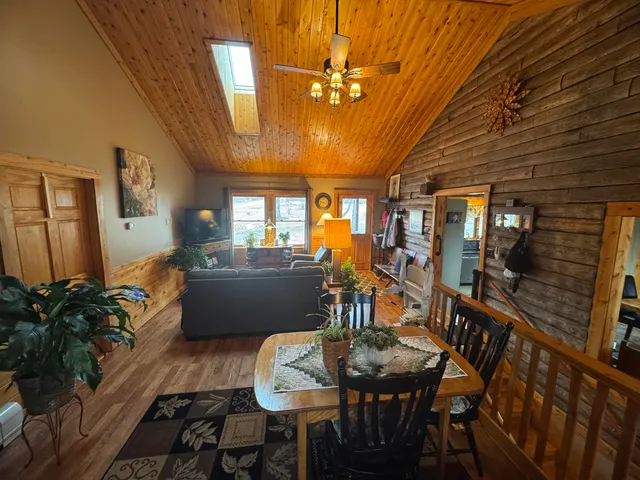 $619,900 | 1083-1101 N Road, Ripley, ME 04930