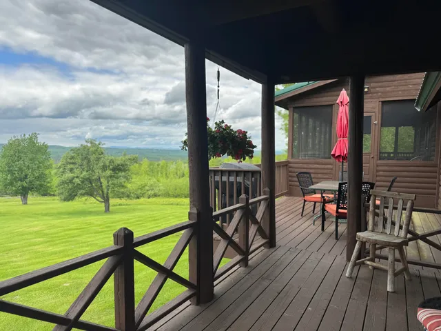 $619,900 | 1083-1101 N Road, Ripley, ME 04930