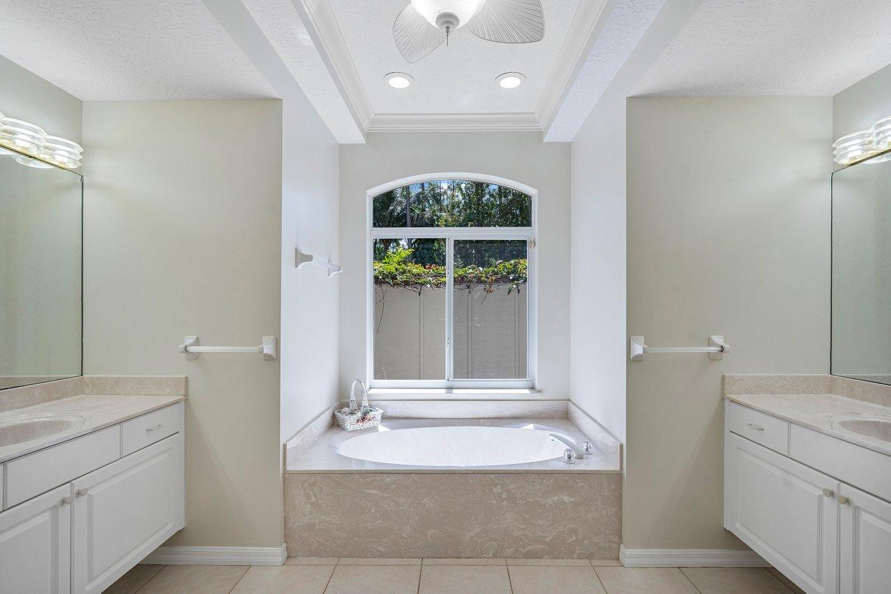 12197 154th Road North Jupiter, FL 33478 - Photo 30 of 53 015-12197154thRoadNorth-Jupiter-FL-33478