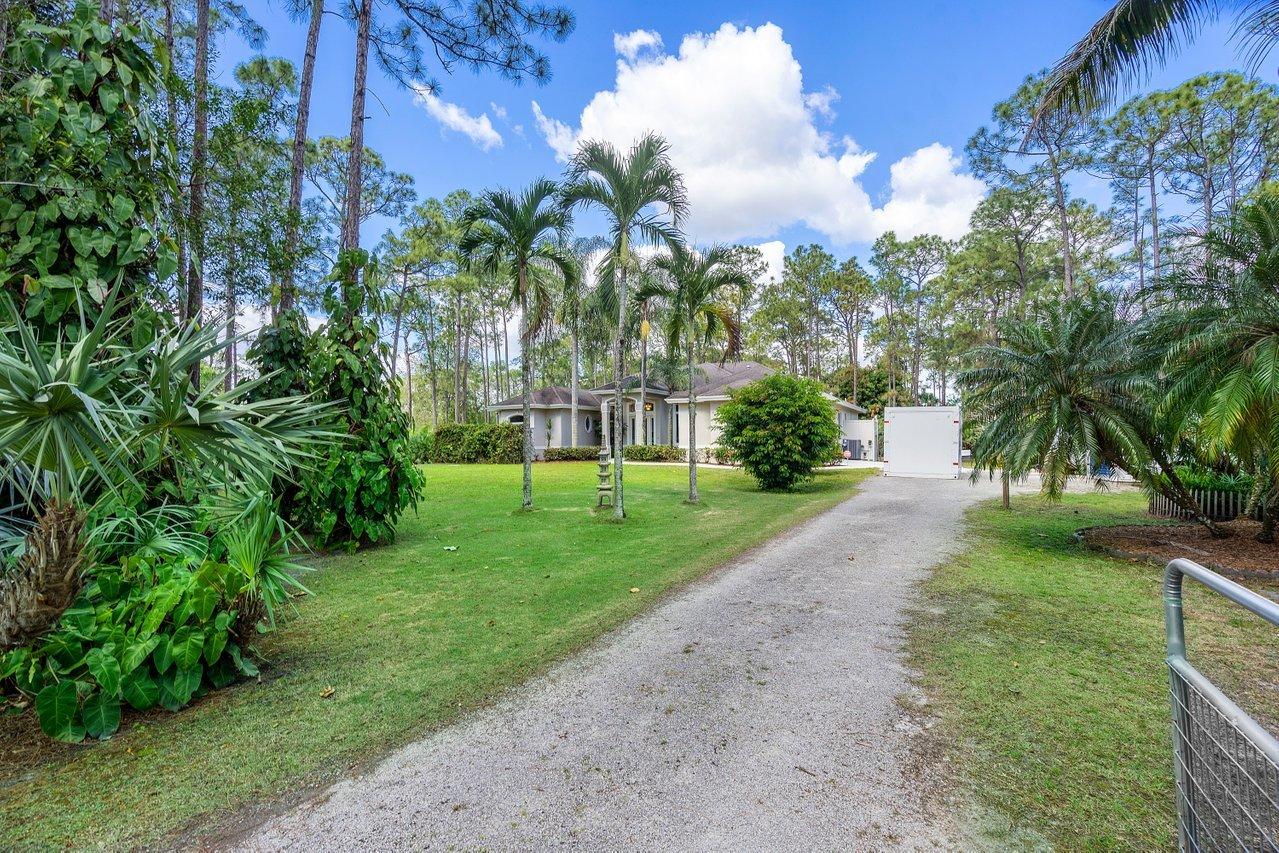 12197 154th Road North Jupiter, FL 33478 - Photo 4 of 53 004-12197154thRoadNorth-Jupiter-FL-33478