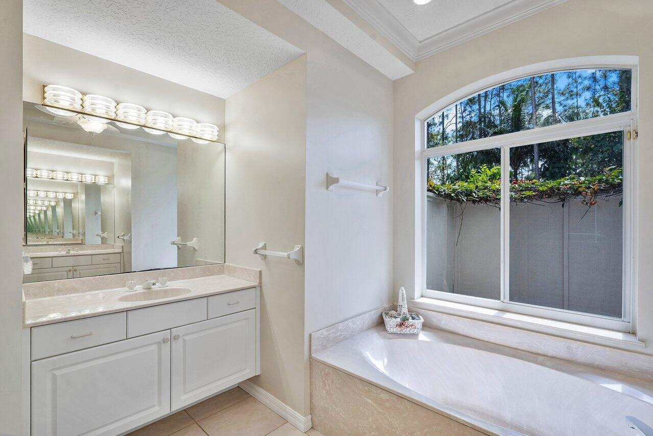 12197 154th Road North Jupiter, FL 33478 - Photo 43 of 53 017-12197154thRoadNorth-Jupiter-FL-33478