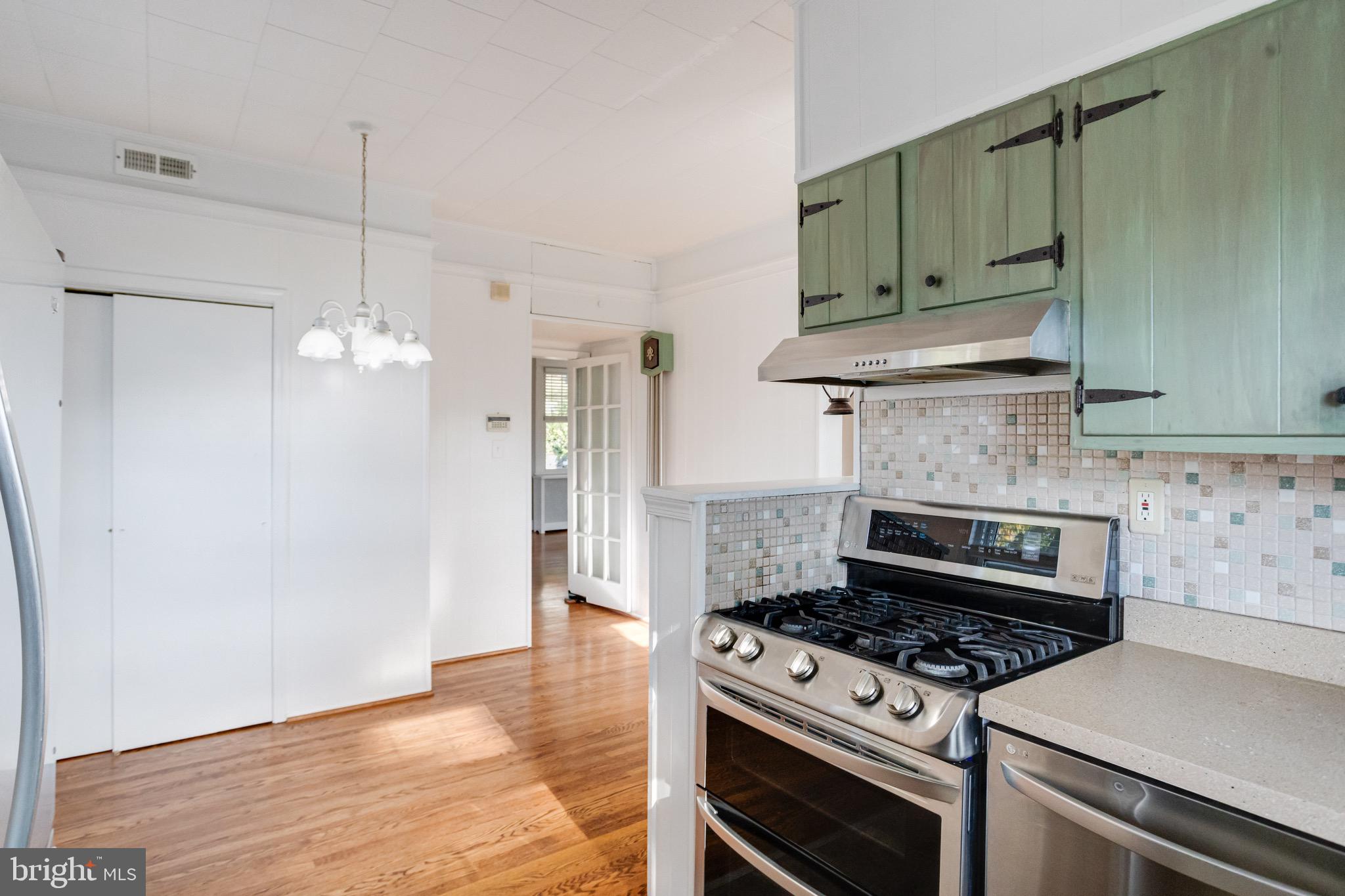 1329 Pine Grove Avenue Rosedale, MD 21237 - Photo 31 of 107