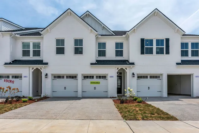 $399,990 | 618 Clb Vw Way, Mount Juliet, TN 37122