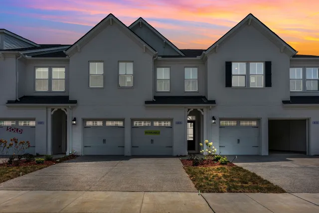 $399,990 | 618 Clb Vw Way, Mount Juliet, TN 37122