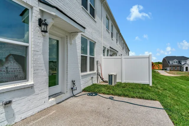 $399,990 | 618 Clb Vw Way, Mount Juliet, TN 37122