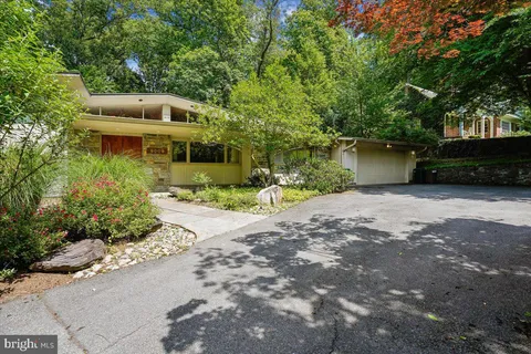 $1,300,000 | 9009 Charred Oak Drive, Bethesda, MD 20817