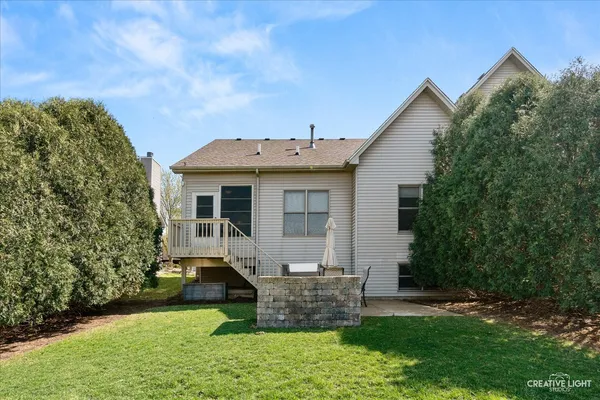 $400,000 | 574 Sudbury Circle, Oswego, IL 60543