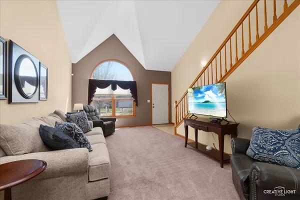 $400,000 | 574 Sudbury Circle, Oswego, IL 60543