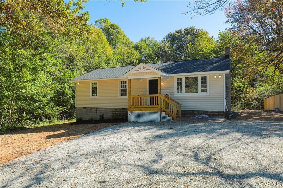 1791 Maidens Road Maidens, VA 23102 - Photo 2 of 26