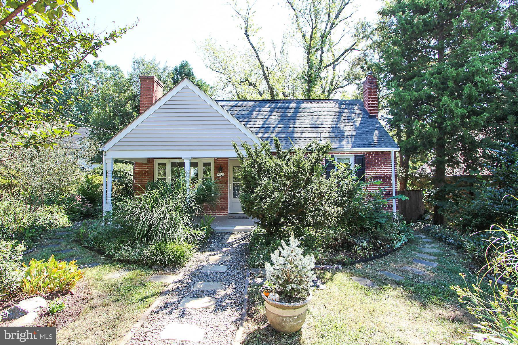 612 Deerfield Avenue Silver Spring, MD 20910 - Photo 1 of 26 Exterior (Front)
