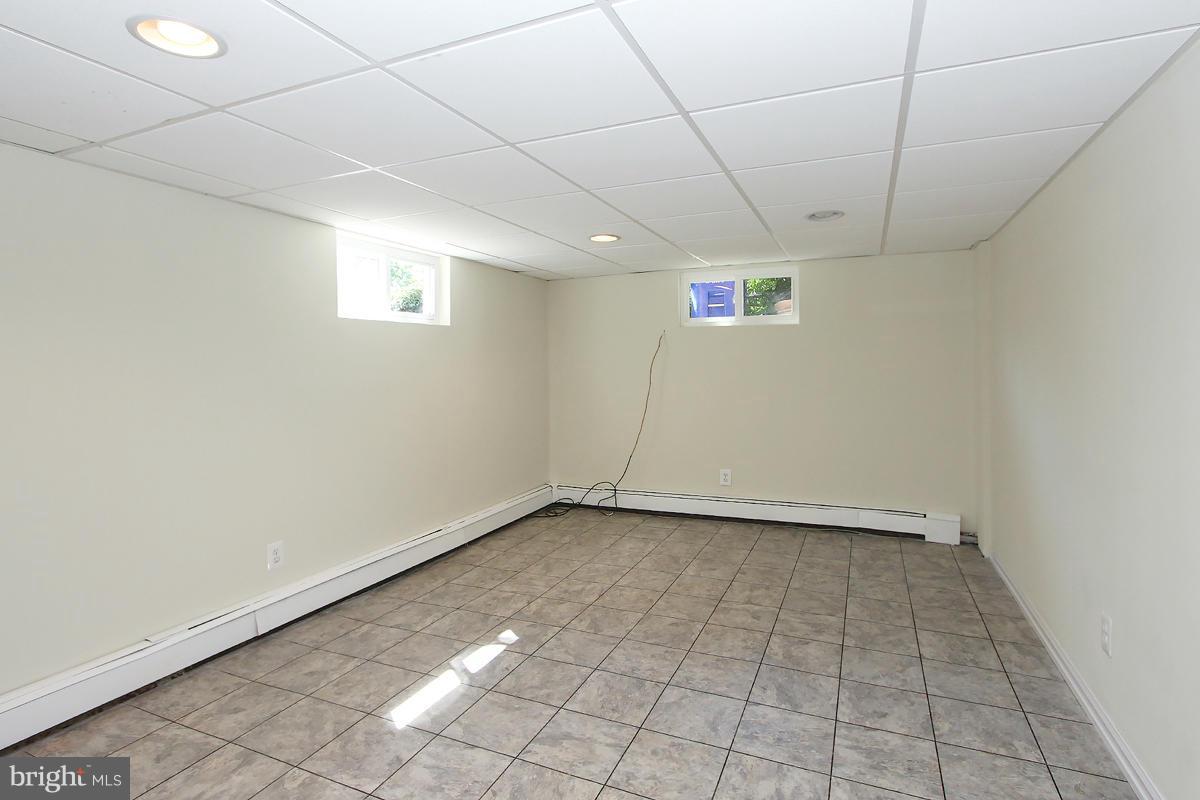 612 Deerfield Avenue Silver Spring, MD 20910 - Photo 18 of 26 recreation room
