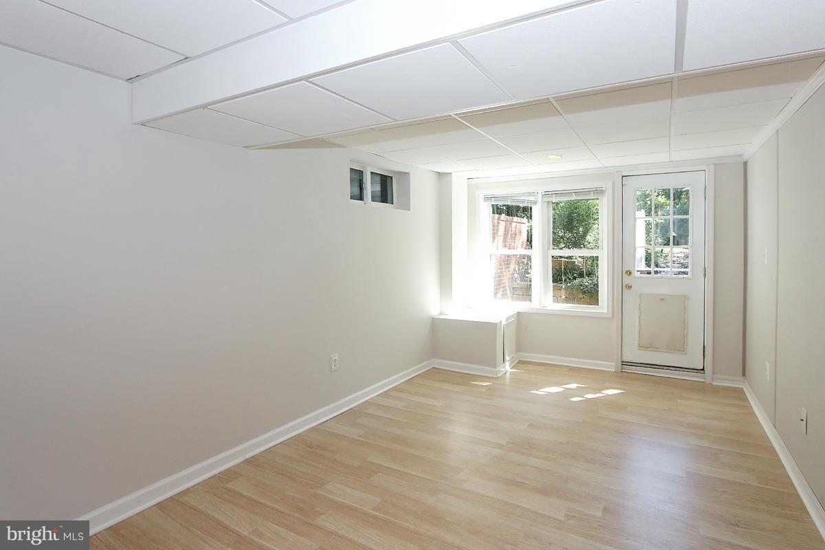 612 Deerfield Avenue Silver Spring, MD 20910 - Photo 21 of 26 bedroom3