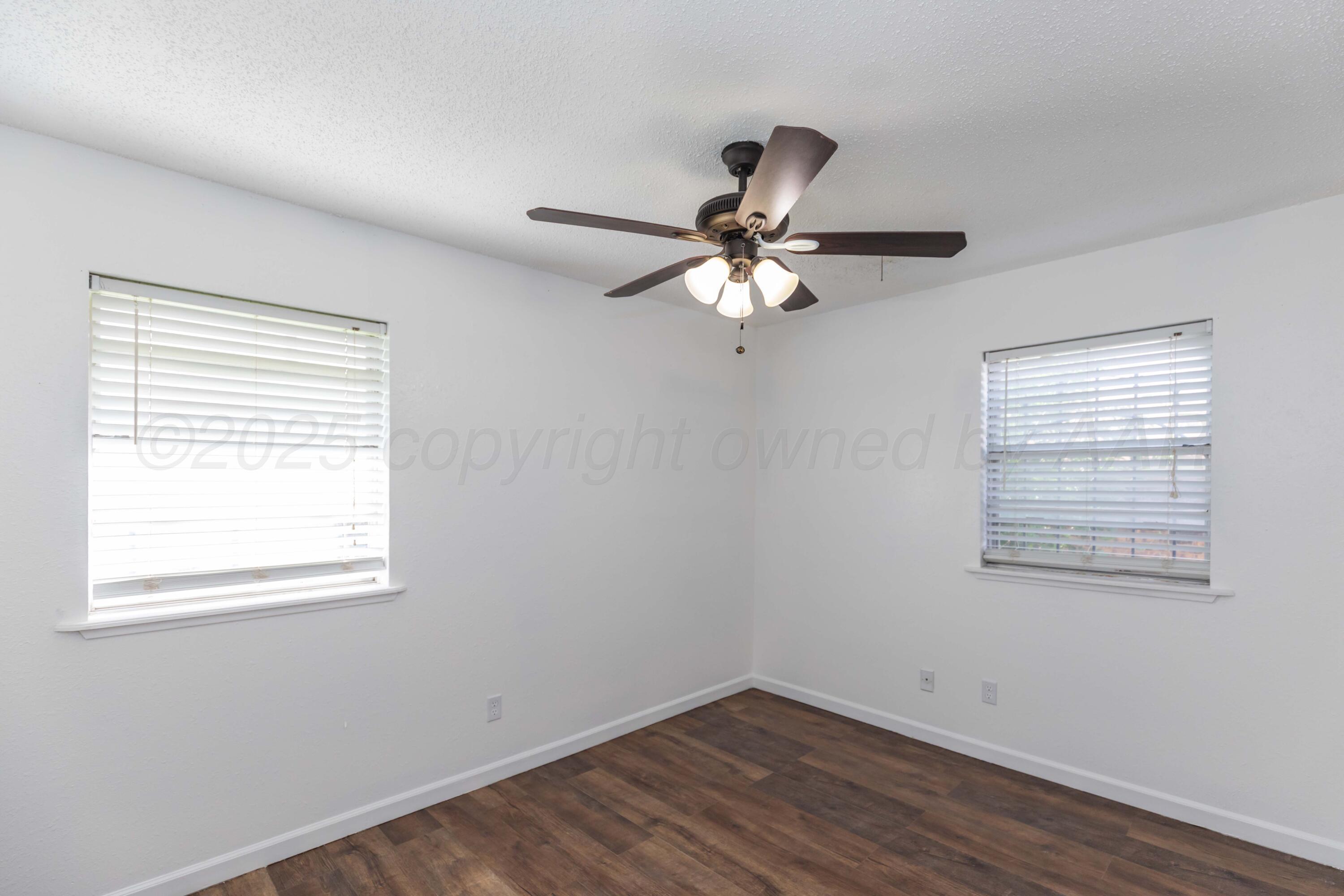 5123 Benton Drive Amarillo, TX 79110 - Photo 13 of 34 BEDROOM 2 VIEW 1