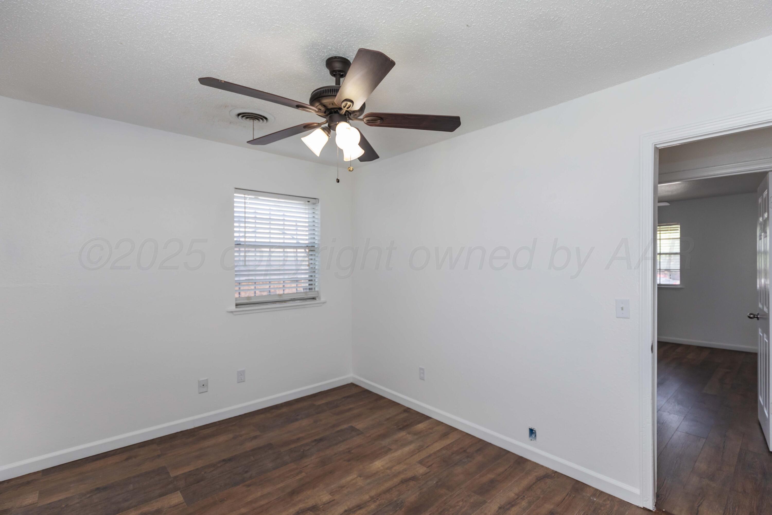 5123 Benton Drive Amarillo, TX 79110 - Photo 14 of 34 BEDROOM 2 VIEW 2