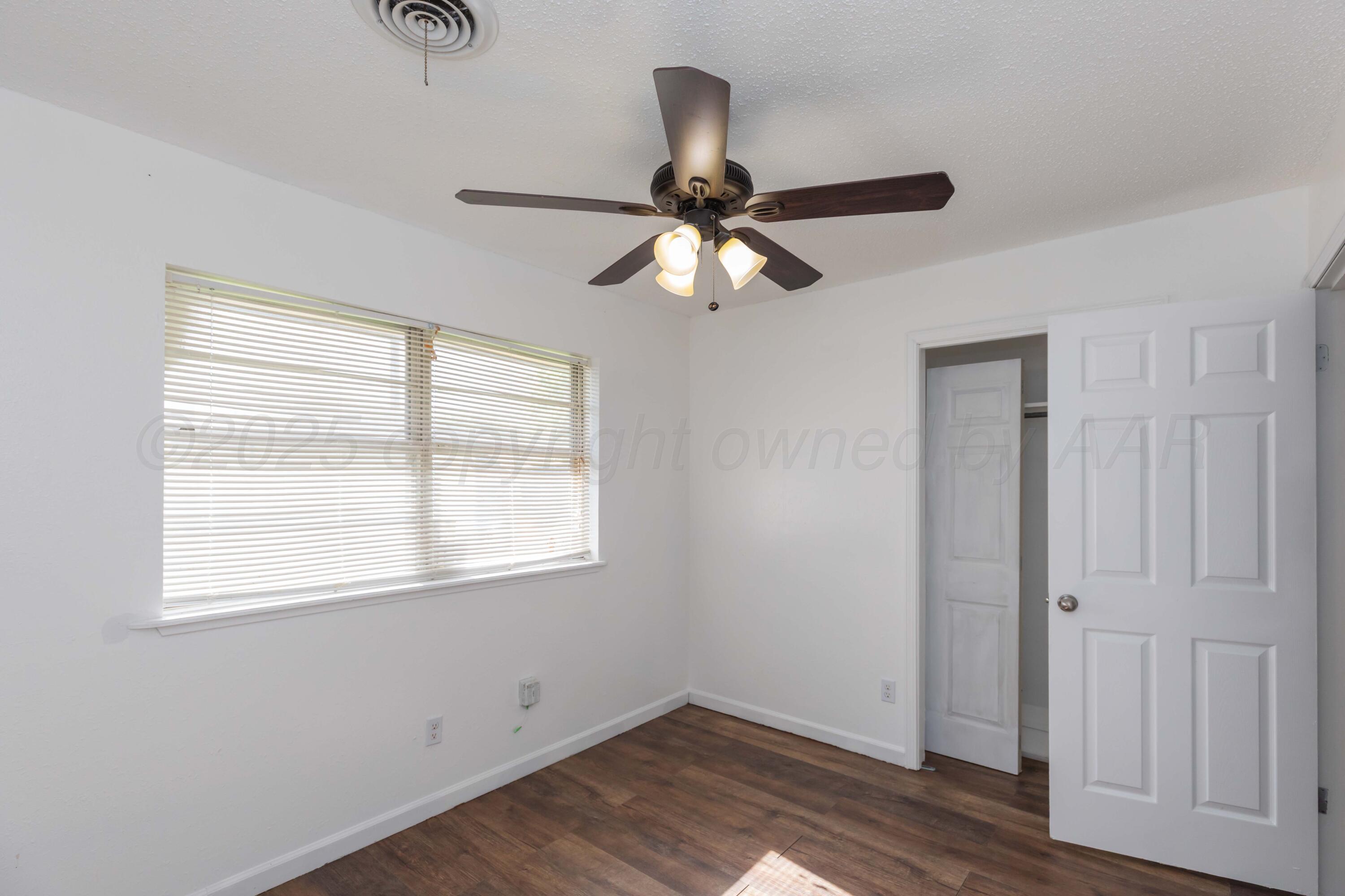 5123 Benton Drive Amarillo, TX 79110 - Photo 20 of 34 BEDROOM 3 VIEW 2