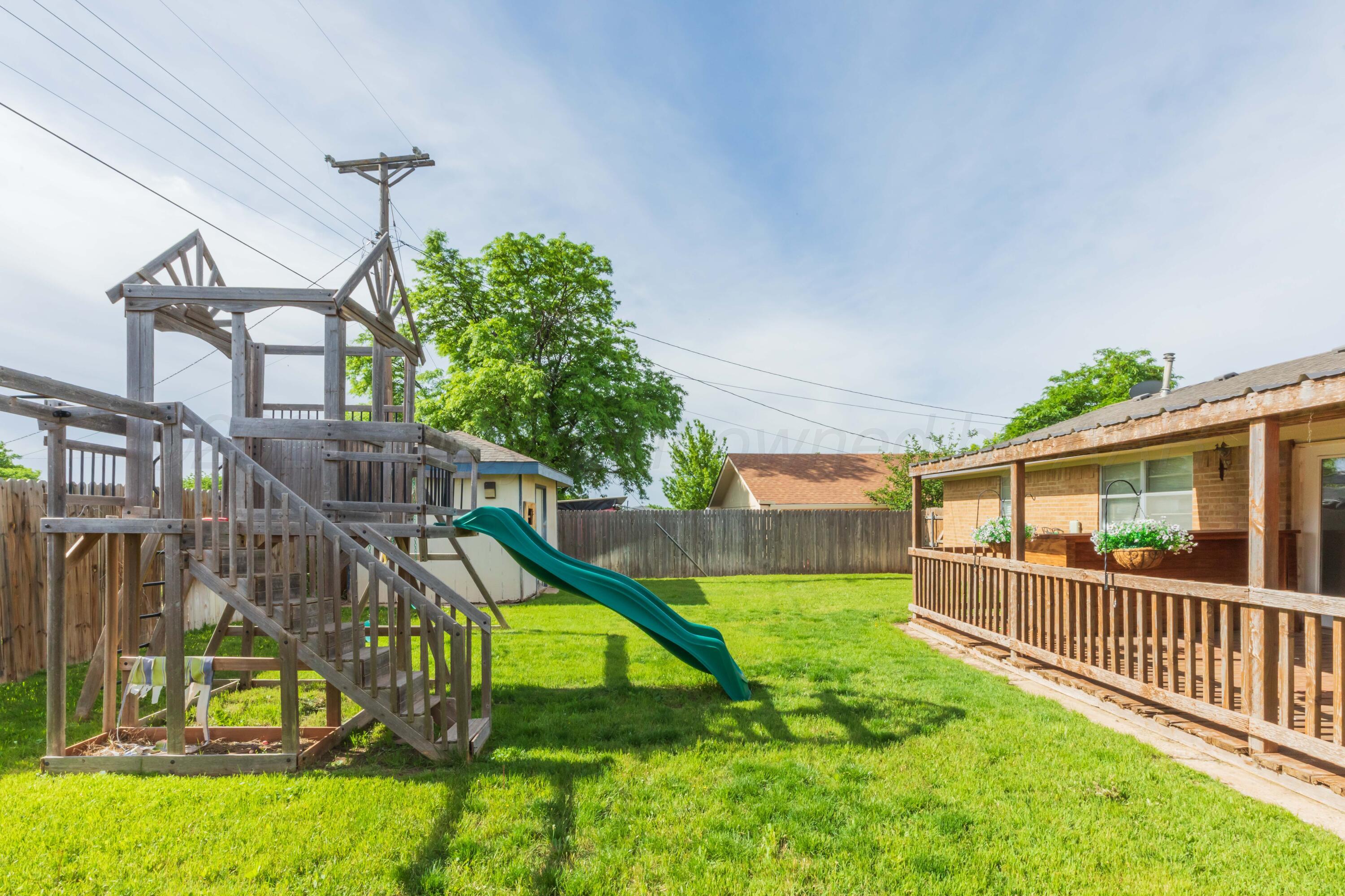 5123 Benton Drive Amarillo, TX 79110 - Photo 31 of 34 BACKYARD VIEW 1
