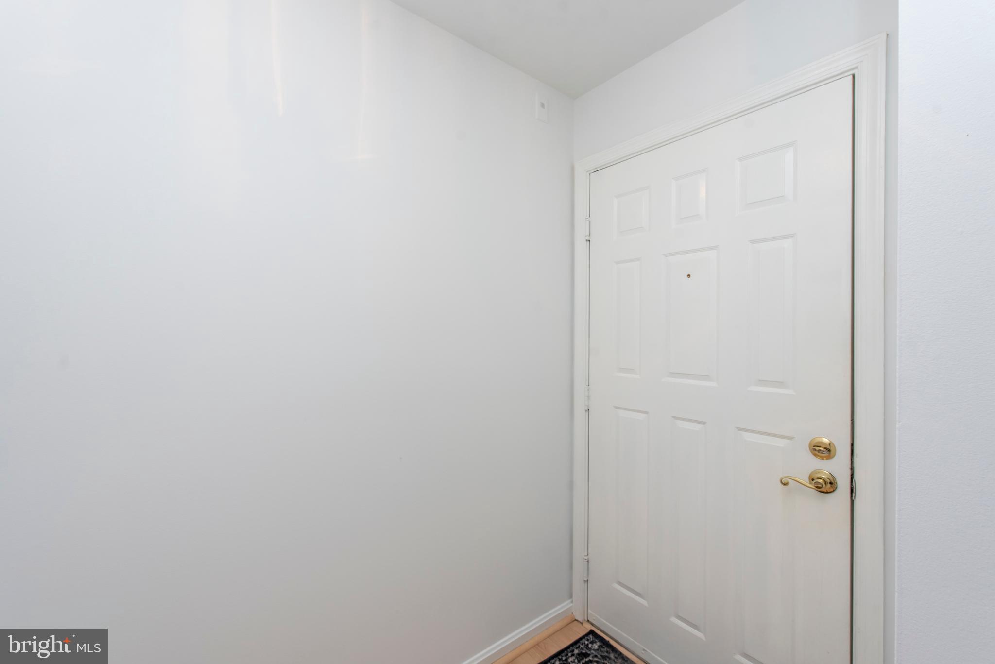 8561 Falls Run Road, Unit F Ellicott City, MD 21043 - Photo 3 of 29 Foyer