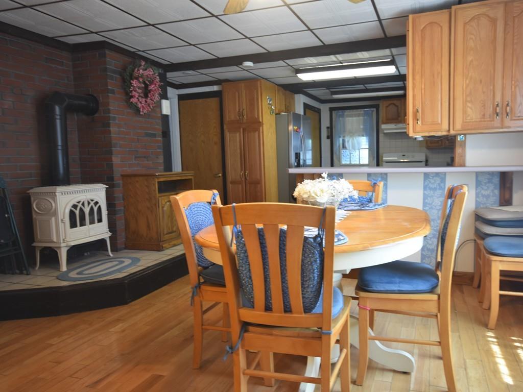 43 Whitehall Road Amesbury, MA 01913 - Photo 9 of 34 Gallery Image 9