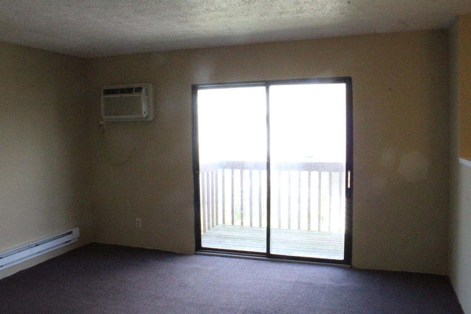 2577 West Galbraith Road, Unit 7 Cincinnati, OH 45239 - Photo 8 of 14