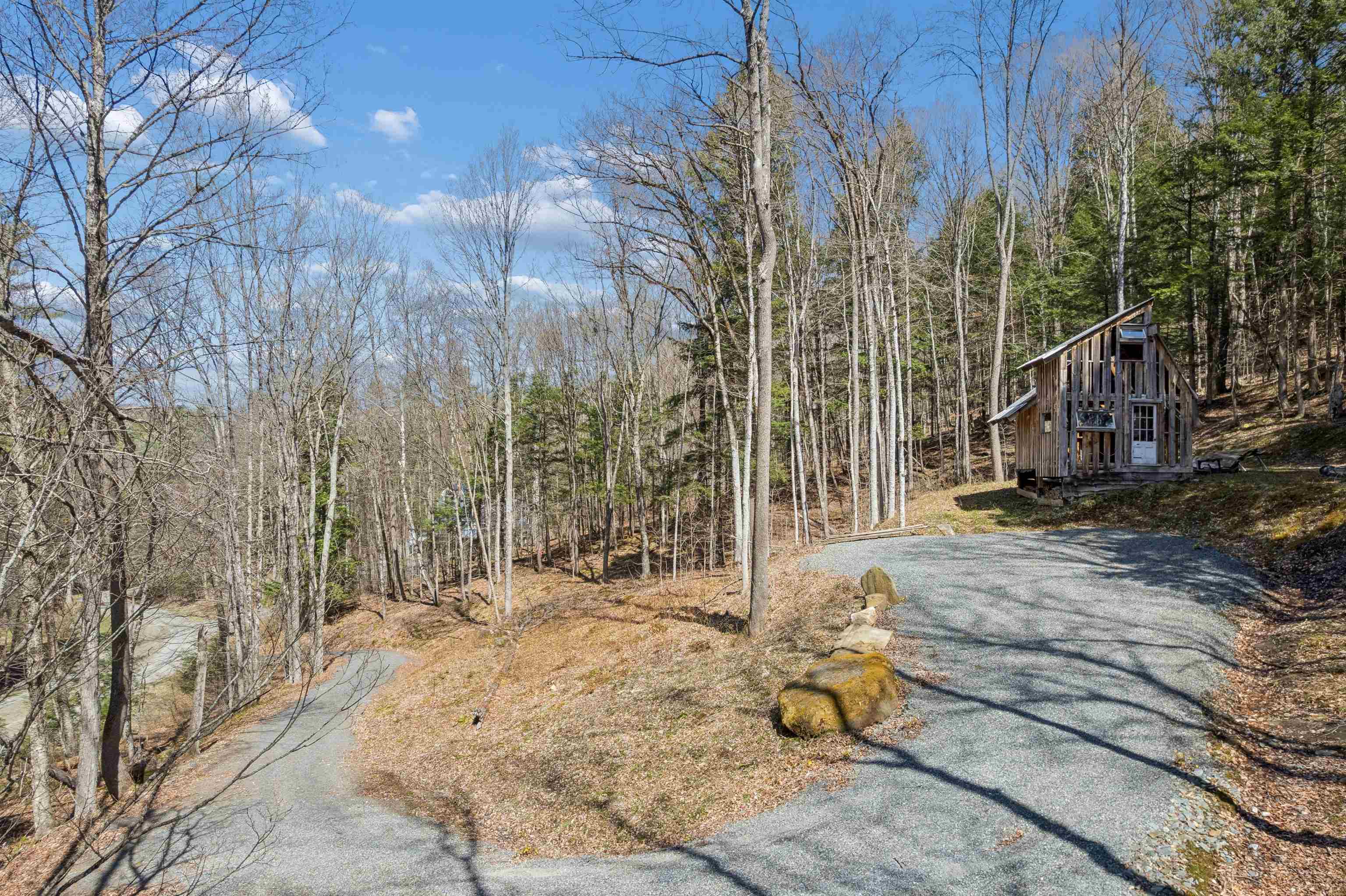 167 Leons Lane Sharon, VT 05068 - Photo 5 of 23