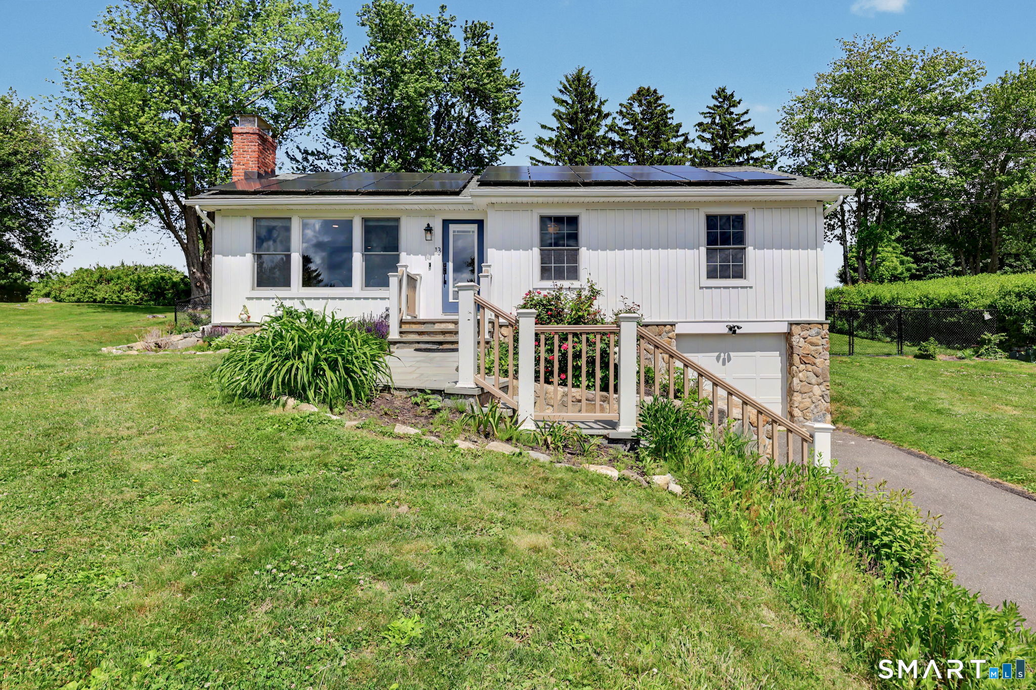 13 Fox Hollow Road New Fairfield, CT 06812 - Photo 1 of 36