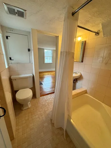 $4,750 | 17 Elm Court, New Castle, NH 03854