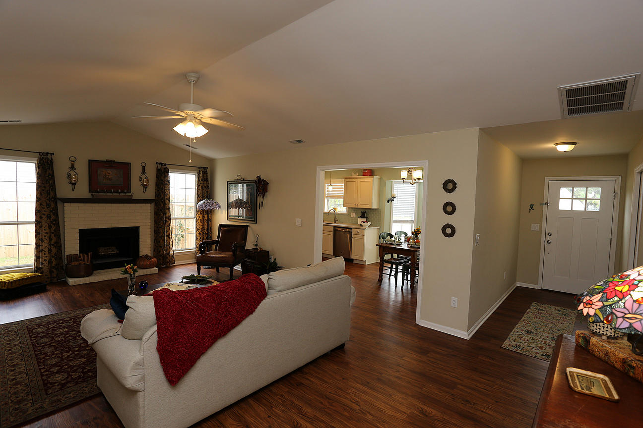 412 Indigo Road Goose Creek, SC 29445 - Photo 12 of 99 IMG_3709