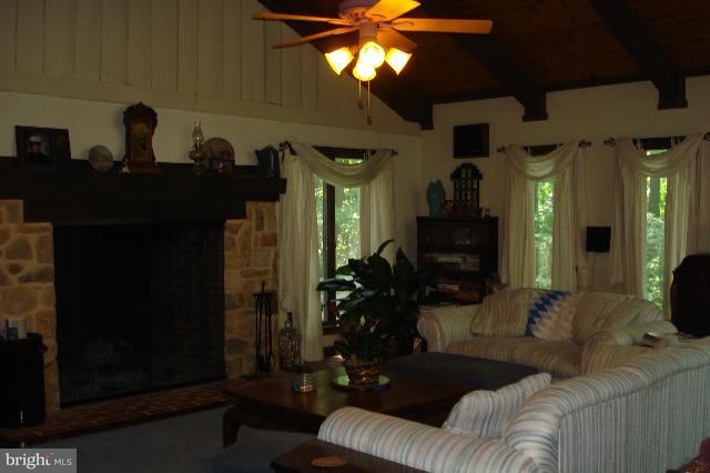 1229 Kuhn Road Boiling Springs, PA 17007 - Photo 4 of 12 Gallery Image 4