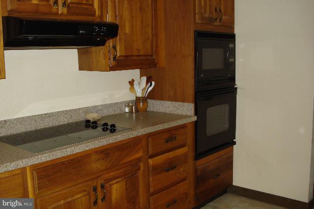 1229 Kuhn Road Boiling Springs, PA 17007 - Photo 8 of 12 Gallery Image 8