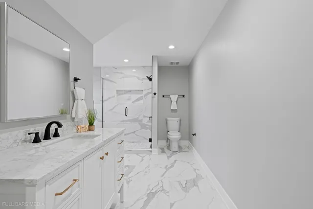 $5,000 | 4019 Faith Lane, St. Charles, IL 60174