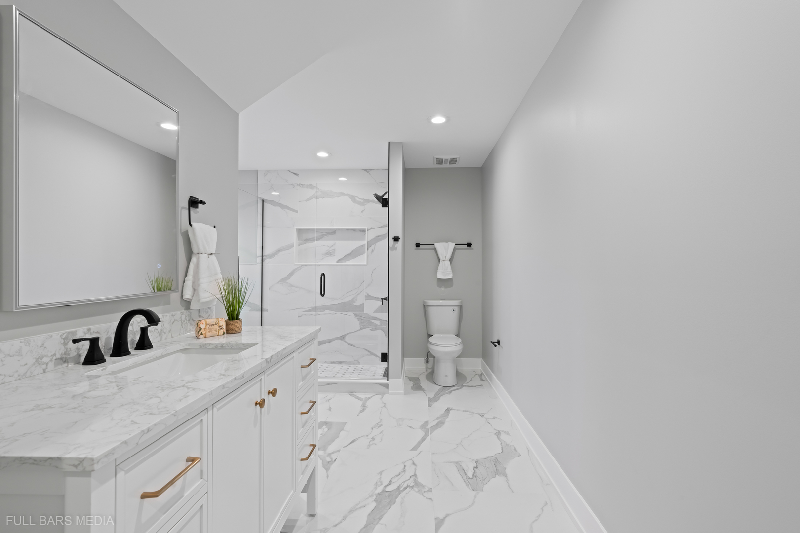 4019 Faith Lane St. Charles, IL 60174 - Photo 23 of 38 a bathroom with double vanity sink and mirror