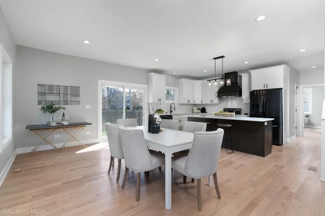 $5,000 | 4019 Faith Lane, St. Charles, IL 60174