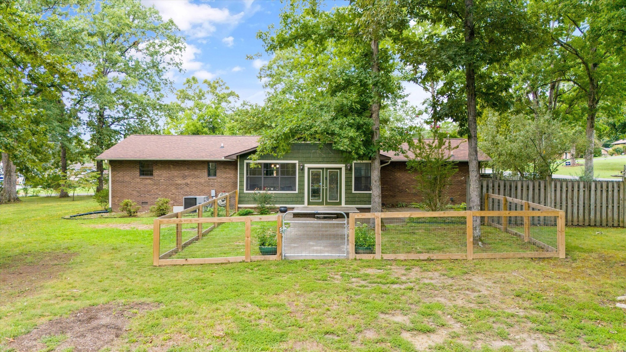 325 Poplar Street Sevierville, TN 37862 - Photo 34 of 43 Gallery Image 34