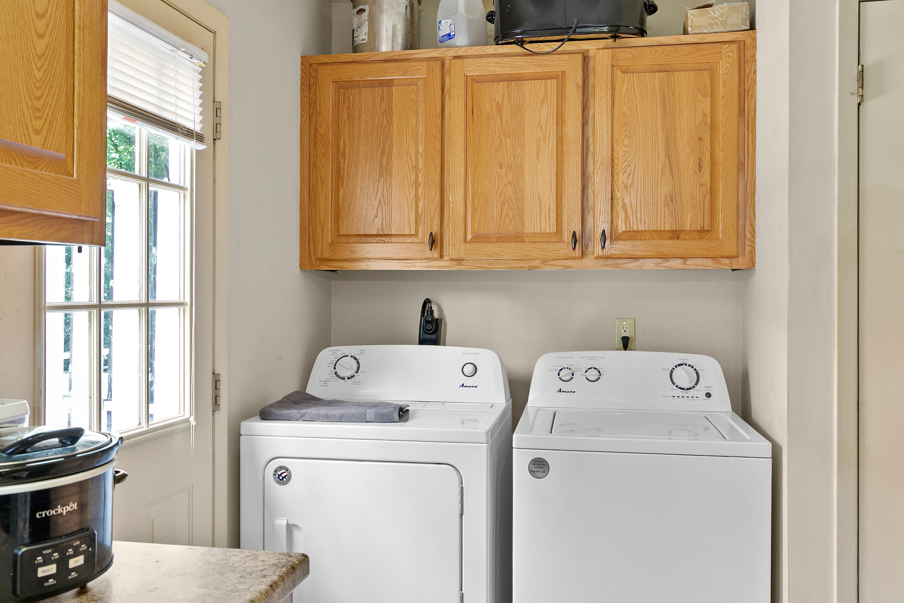 7816 Middle Valley Road, Unit A & B Hixson, TN 37343 - Photo 11 of 29 Unit A Laundry