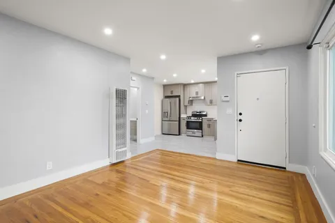 $688,000 | 2178 107th Avenue, Oakland, CA 94603