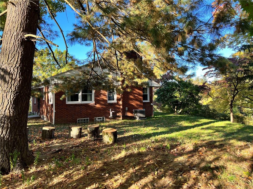 7335 Shannon Road Verona, PA 15147 - Photo 4 of 21 Gallery Image 4