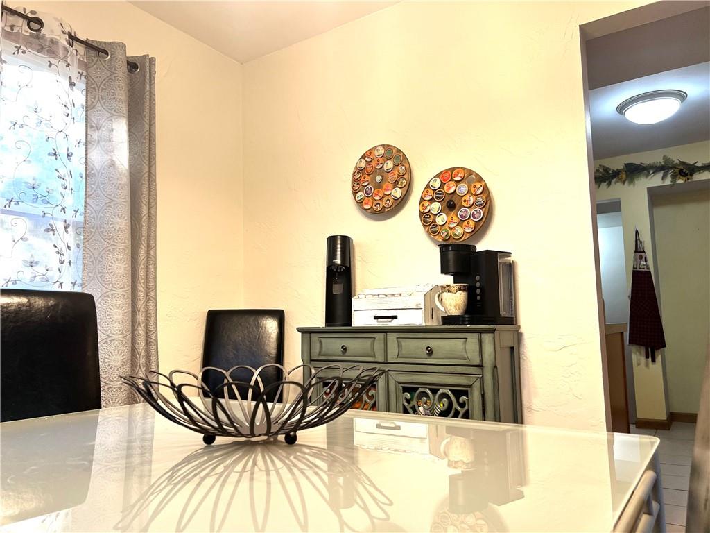 7335 Shannon Road Verona, PA 15147 - Photo 10 of 21 Gallery Image 10