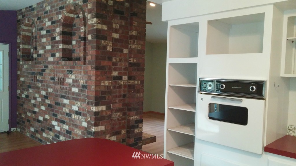 16690 Mountain View Road Big Lake, WA 98274 - Photo 5 of 21 Gallery Image 5