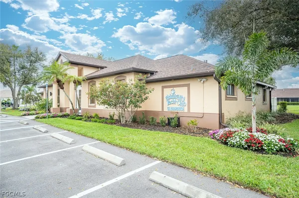 $350,000 | 15472 Admiralty Circle, Unit 1, North Fort Myers, FL 33917
