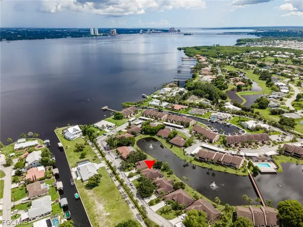 $350,000 | 15472 Admiralty Circle, Unit 1, North Fort Myers, FL 33917