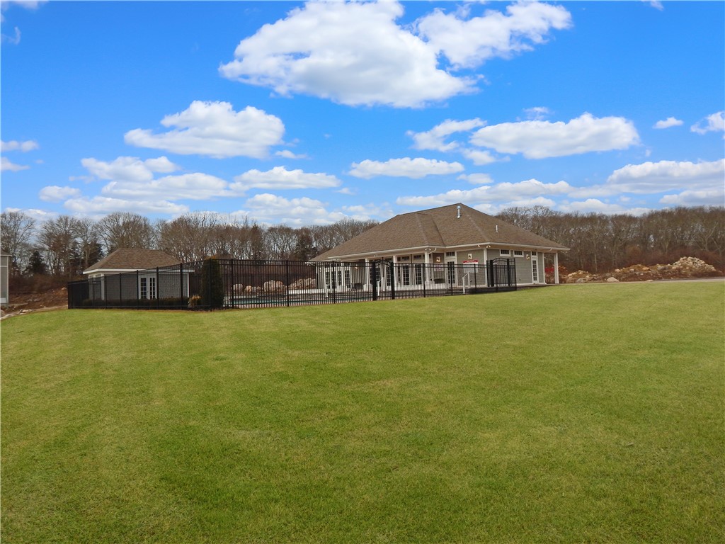 3 Compass Way, Unit B 102 Westerly, RI 02891 - Photo 4 of 38