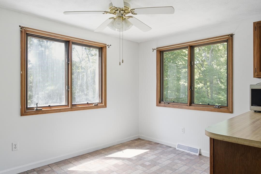 189 Woody Hill Road Hopkinton, RI 02832 - Photo 8 of 23