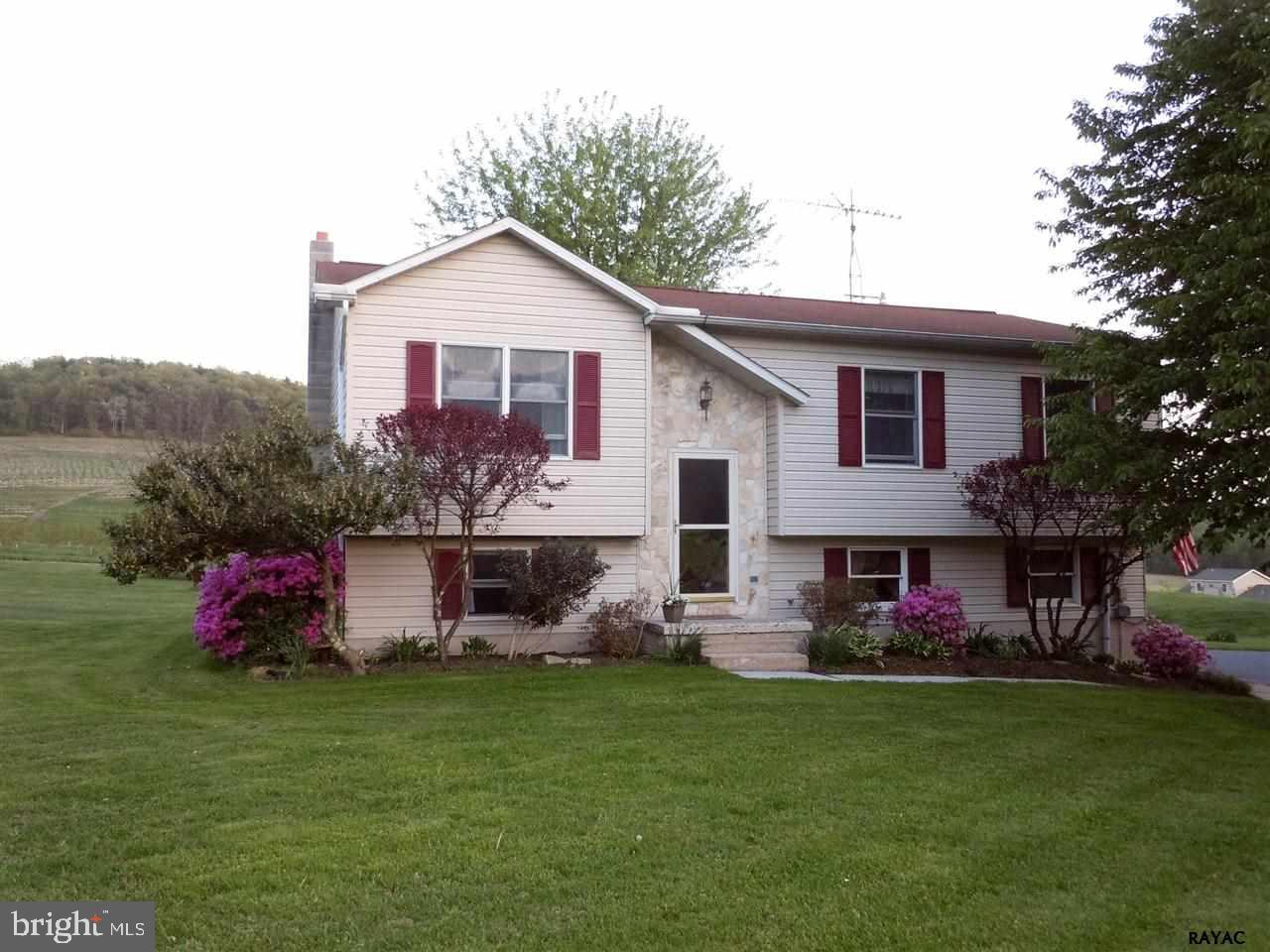 1230 Quaker Valley Road Biglerville, PA 17307 - Photo 1 of 30 Gallery Image 1